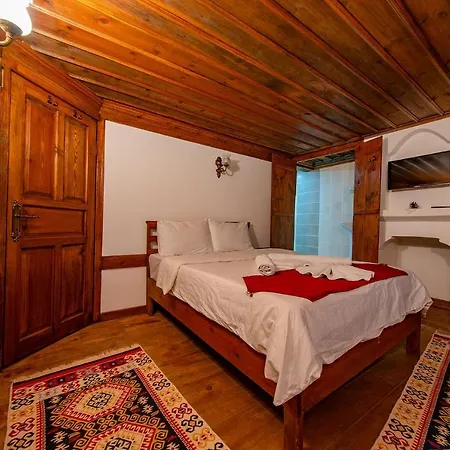 Hanedan Hotel 2*